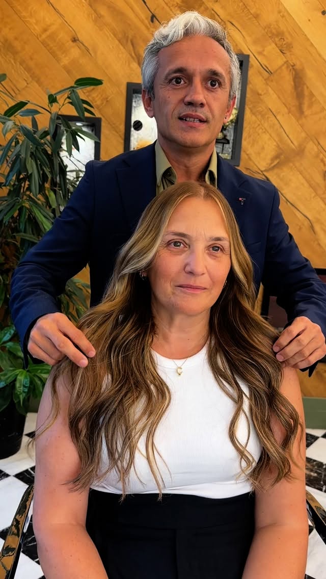 ⚠️ Mikro kaynak yaptırmayı düşünüyorsanız lütfen kendinize bu soruları sorun :
✅ Saçlarım doğal ve hafif hissedilecek mi ?
✅ Saç derimde batma veya ağırlık hissi olur mu ?
✅ Kullanılan saçın kalitesi bana uygun mu?
✅ renk şekil hacim ve doku uyumunu dikkate alacak mısınız ?
✅ Saçlarımı topladığımda veya rüzgarda kaynak belli olur mu ?
✅ Saçlarım günlük kullanımda istediğim gibi şekil alabilir mi ?
✅ Uzun vadede kendi saçımı uzatma imkanı verir mi yoksa her yaptırdığımda saçlarım diplerden azalacak mı ?
✅ Çıkartırken doğal saçlarım kopar mı kendi özel solüsyonuyla mı çıkartıyorsunuz yoksa aseton alkol ya da tiner mi kullanıyorsunuz ?
💫 Ayrıca kendinize şunu da sorun:
• Kendimi daha bakımlı ve özgüvenli hissetmek istiyor muyum?
• Saçlarımın bana yakışan en doğal haliyle görünmesini istiyor muyum?
Çünkü gerçek bir mikro kaynak uygulaması, saçınızla bir bütün olur.
Hafifliği ve konforu sayesinde saçınıza zarar verme potansiyeli çok düşüktür.
Görünmez yapısıyla doğallığı ön plana çıkarır saçlarınızın devamı gibi görünür ve size özgüven katar.
✨ Eğer aklınızda sorular varsa ya da en doğru kararı vermek isterseniz, bizden ön görüşme randevusu talep edin.
+90 (533) 776 64 74
.
#sedatbiga #mikrokaynak #medikalkaynak #nisantasi