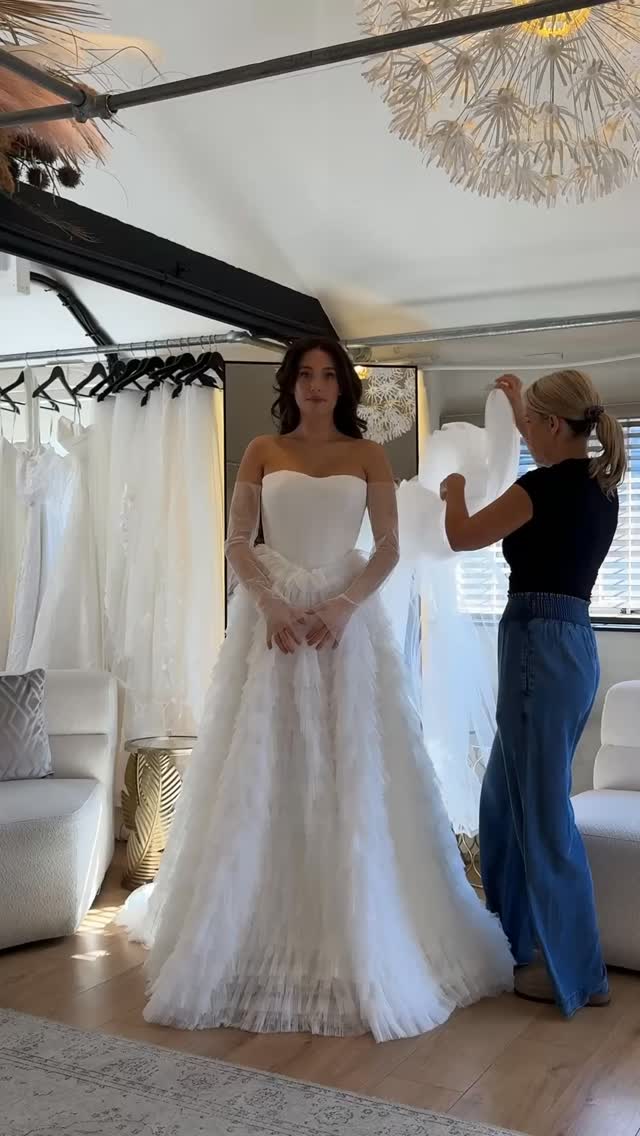 Featuring ✨Jean ✨ by @madewithlovebridal customised into a A Line dress..
#mwljean