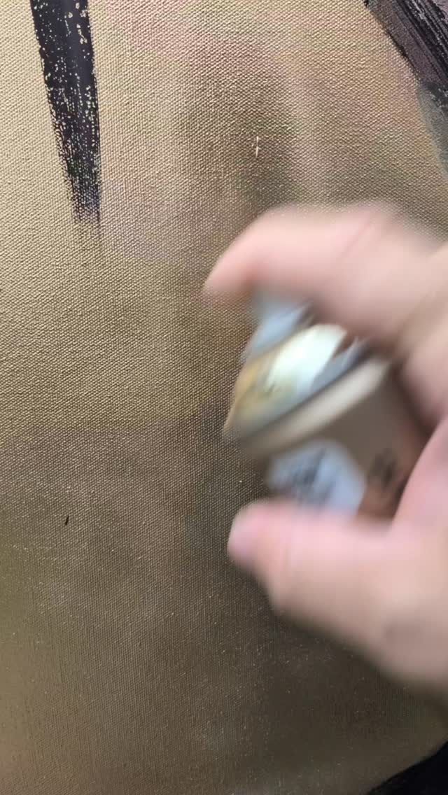 ✨ There is not enough gold in my paintings lately… or maybe way too much.
This gold thing is getting out of hand — pure bling bling everywhere ✨
Here’s my new piece Dust and Gold.
I can’t get enough of it… have a look
"Dust and gold"
Between earth's weight and heaven's shine, she endures.
Thank you to my good friend and artist @honystorres who gave me the great idea to do the entire background in gold.