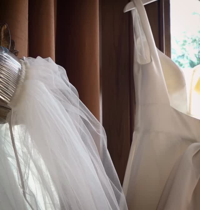 What an amazing wedding for Nicola and Andrew who got married in Swanage Dorset this September it was an absolute pleasure to film and photograph their day for them. This is just a short video clip of some of the footage from their day. It was such an emotional day that couldn’t have gone better. Even the weather was perfect!
#weddingphotographer #weddingphotography #midlandsweddingphotographer #weddingvideographer #weddingday #weddinginspiration #weddingvideography #