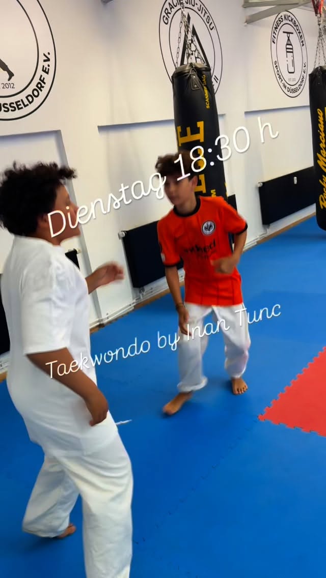 #taekwondo by Inan Tunc #sport #family #spaß #derendorf #familie #spass #kicks #düsseldorf #kids #kidsstyle #young