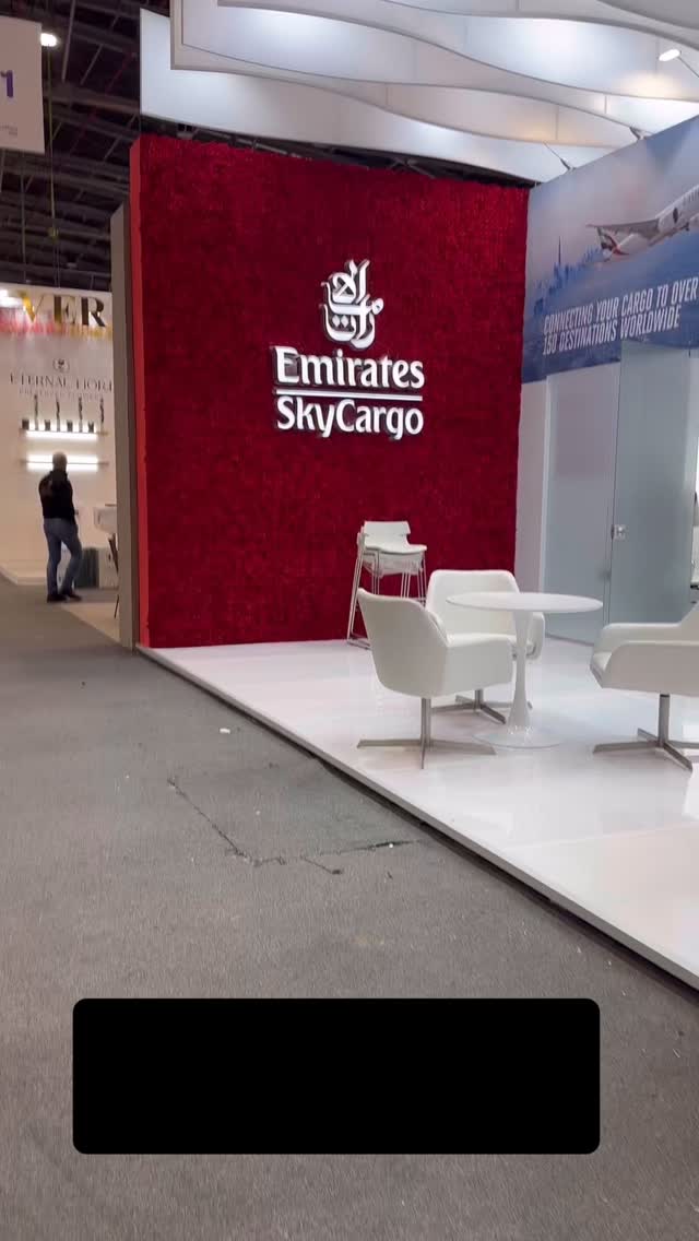 Proflora is here and so we are. Ready to capture al the magic that is going in here for you! The best flowers in the World are here! Join us and enjoy this amazing show!#ecuadorysusflores #thebestroses #proflora2025
