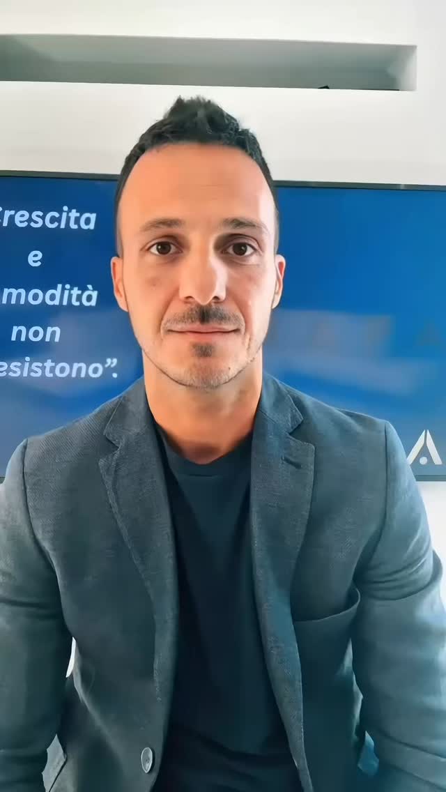 Ti sei mai accorto che per paura di perdere un cliente abbassi subito il prezzo?
đ Non è il prodotto che vale poco. Ă che non stai comunicando il suo vero valore.
Il prezzo non deve essere un freno: se sai costruire unâofferta solida e strategica, diventa un segnale di qualitĂ .
Chi guida la trattativa non è chi compra, ma chi sa posizionarsi.
đŹ Scrivimi VALORE nei commenti: ti mostro come smettere di svenderti e iniziare a farti pagare ciò che meriti.