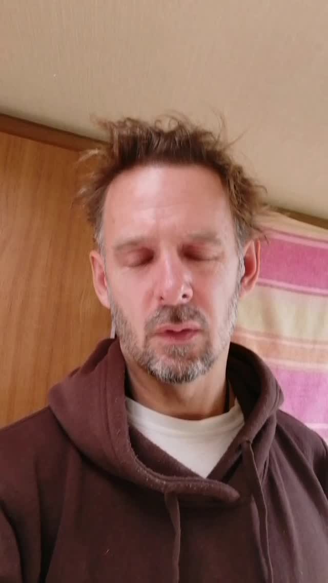 A little vid response to the the whole fear Digital ID shit-show...
Don't give it your fear.
Stay in love.
Stay in the heart.
Universe got this taken care of!
#nofear #newearth