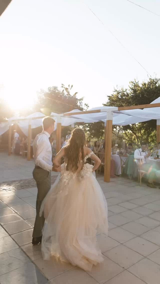 Rules of marriage 💖
✨protect your friendship. Inside jokes, silly routines, flirting.
Long term love feels like deeps friendship with chemistry
✨appreciate daily gestures; gratitude strengthens bonds more than grand declarations
✨support growth - celebrate ambitions and encourage each others personal evolution
#oliverock #gardenwedding #fairylights #mediterraneanfood #destinationwedding
@olive_rock_venue
@salvationjane_ct
@musedecorhire
@allthingsweddingsa
@wilgenhofestate
@hannahstclairphotography
@arumlilylogcabins