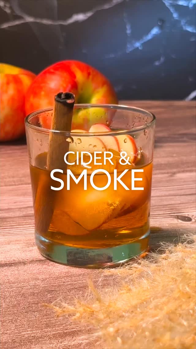 ✨ Cider & Smoke 🍎
Cozy, spiced, and just a little mysterious — the perfect fireside sip for fall nights 🌫️🍂
🌿 You’ll need
– 2 oz bourbon
– 1 oz apple cider (or ¾ oz if you like it less sweet)
– ¼ oz maple syrup
– 2 dashes Angostura bitters
– Pinch of ground cinnamon (or pumpkin pie spice)
– Garnish: apple fan + cinnamon stick
✨ How-to
Stir bourbon, apple cider, maple syrup, bitters, and spice in a mixing glass until combined → add ice and stir until chilled → strain into a rocks glass over a large cube → garnish with apple fan + cinnamon stick.
Smoky, spiced, and warming — like autumn in a glass.
👉 Save this recipe for your next cozy night by the fire!
💬 Would you sip this with friends or solo? 👇
#FallCocktails #Bourbon #AppleCider #TheCasualSipper #EasyCocktails #Whiskey #Mixology #cocktails