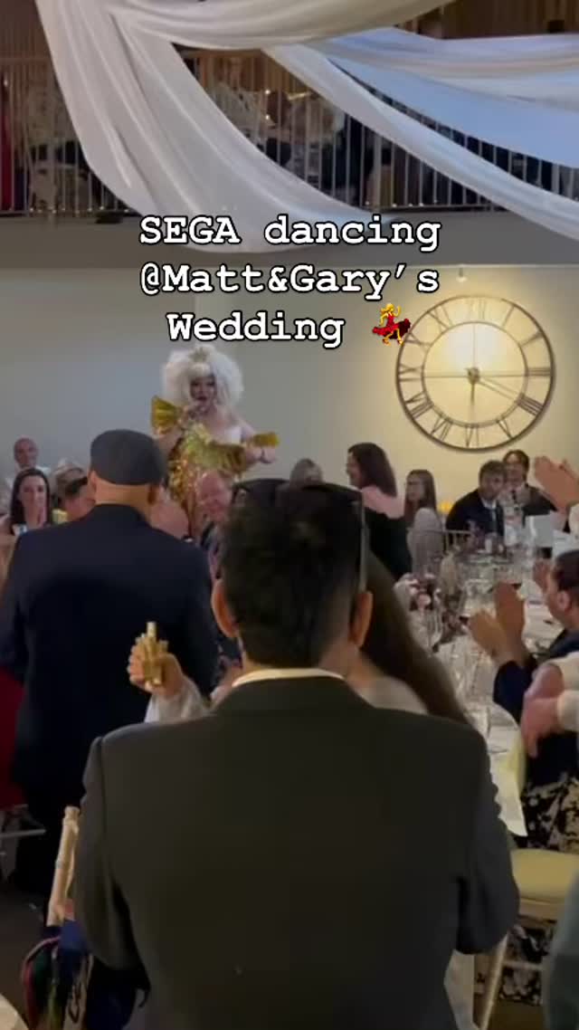 Wow…what a wedding! Mauretian national dance class in full flow #segadance #houchinswedding #houchins