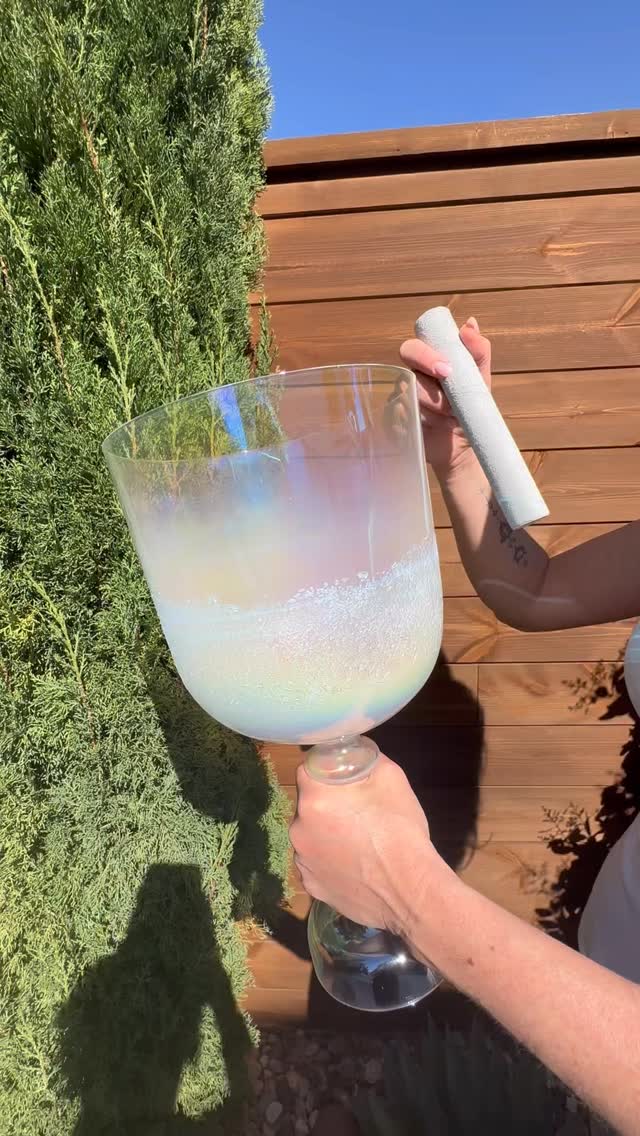 ✨ A Chalice of Light ✨
This Selenite Crystal Chalice Sound Bowl pours out shimmering waves of pure frequency—clearing stagnant energy, cleansing the aura, and attuning you to divine remembrance. 🌙
In my Crystal Vogel sessions, its sound amplifies intention and activates deep cellular healing.
In my Akashic sessions, it opens portals of clarity, guiding you into the records with ease and grace.
Selenite carries the vibration of purity + connection to Source… every tone is a reminder of your crystalline essence.
💎 Ready to experience this frequency in your own healing journey? Book your session and step into your highest light. 🌟 link in bio
#CrystalHealing #SoundHealing #VogelCrystal #AkashicRecords #EnergyMedicine #VibrationalHealing #SacredSound #CrystalBowlHealing #FrequencyMedicine #PriestessPath #QuantumHealing #DivineAlignment
