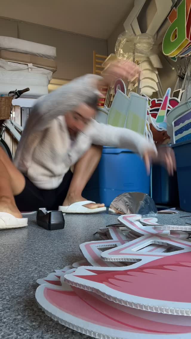 When a customer starts with, “I have an odd request…” you don’t ask questions—you just make it happen. 🙌
✅ 40 tinfoil hats on 40 pink flamingos for a 40th birthday sign?
No need to explain. I’ve got you. 🎉🦩✨
#calgaryeventcards #yycevents #yycbirthdays #yycsuprise #smallbusinessowner #yycbirthday