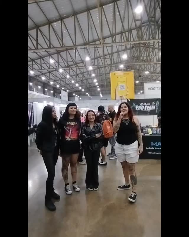 Não podia de deixar de falar com a @bandaupstage que marcou presença e fez um show incrível no @santanainkfestival_2025
Segue lá o trampo das minas @bandaupstage
#bandaupstage #bqndafeminina #bandaderock #santanainkfestival #santanadeparnaiba