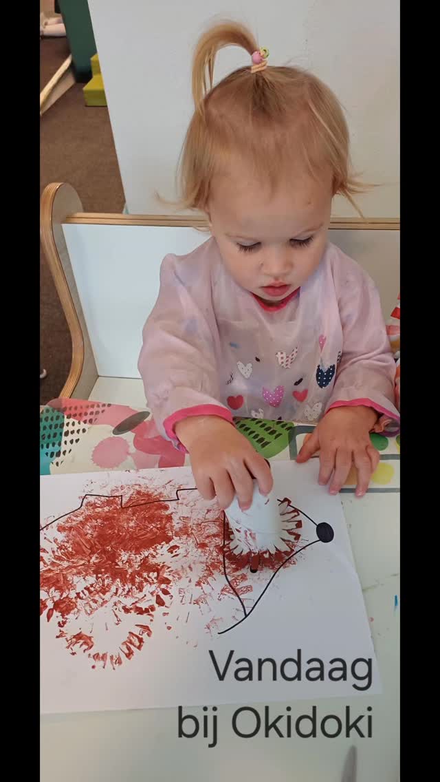 Vandaag bij KDV Okidoki #themaherfst #kleinschaligekinderopvang #creatieveontwikkeling #