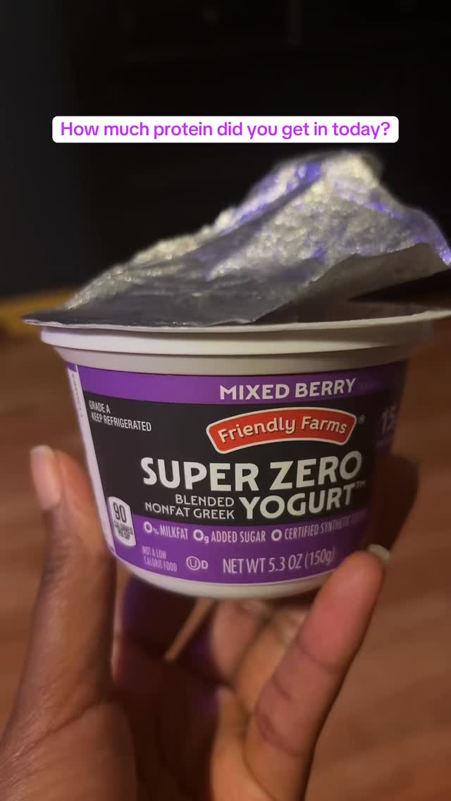 Stop scrolling! ✋🏼If you want to build muscle, lose fat, and have all-day energy, what’s the ONE thing you need more of? #protein!
💪🏽Drop a ‘YES’ below if you’re trying to hit your #goals this week!
#nutritiontips #Fitness #fyp