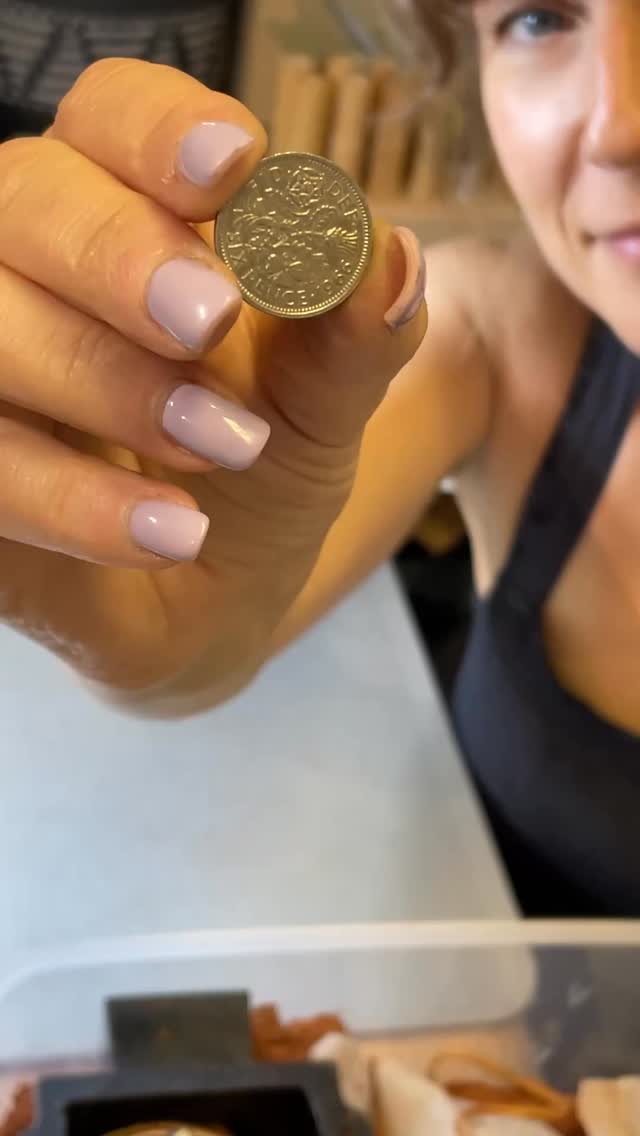 How I turned my lucky six pence into a sterling silver spinning necklace 🍀🤞🏼💚 exclusively available from @holly.co @hollytucker ✨