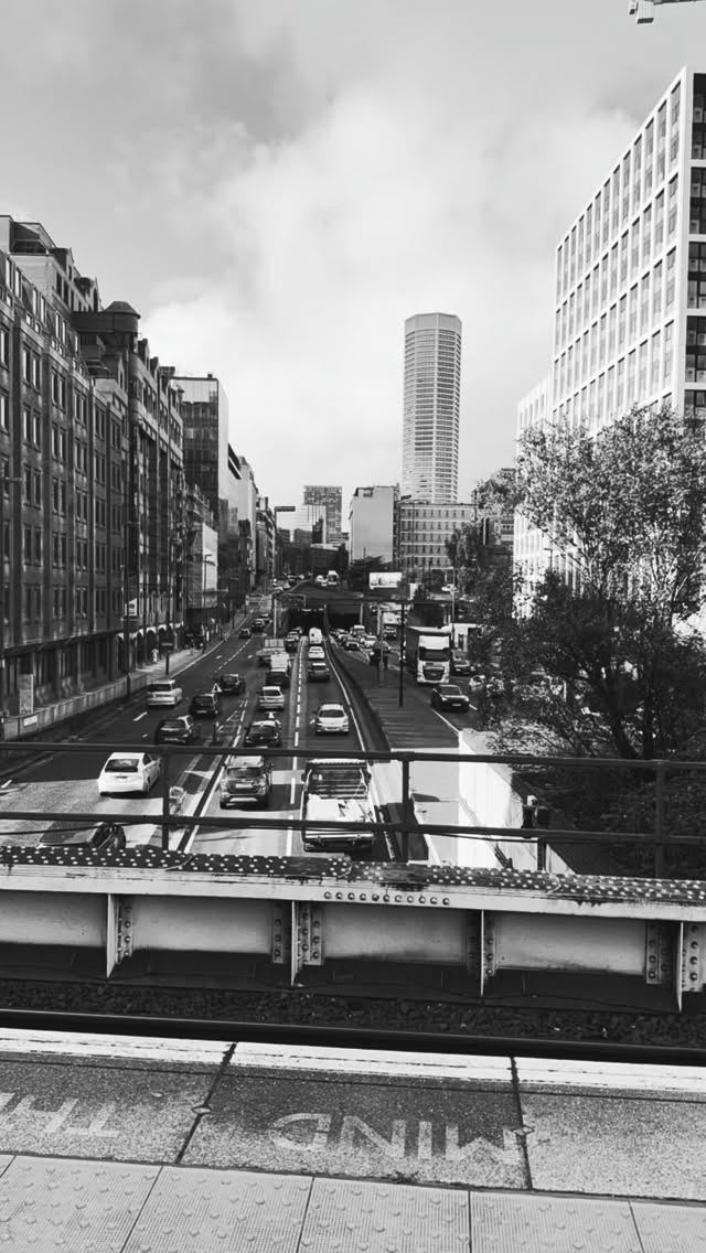 Portraiture Photography as a radical act of presence.
💫♾️💫
There is something invisible. Intangible and sublime, in that fraction of a second, between the eye of the observer, the click sound and the portrait that now has its season in time and space.
The funniest thing is, hardly no one admits to ‘like’ having their photograph taken, but all of us, can’t help but feel a piece of our souls were put back together when in the presence of a portrait of ourselves that make us feel seen.
There is something invisible, powerful and transcendental in the art of portrait photography.
More about this soon.
Portrait Photography as a radical act of presence and a remittance slip to solely be and become becomings…
♥️🧡♾️♥️🧡