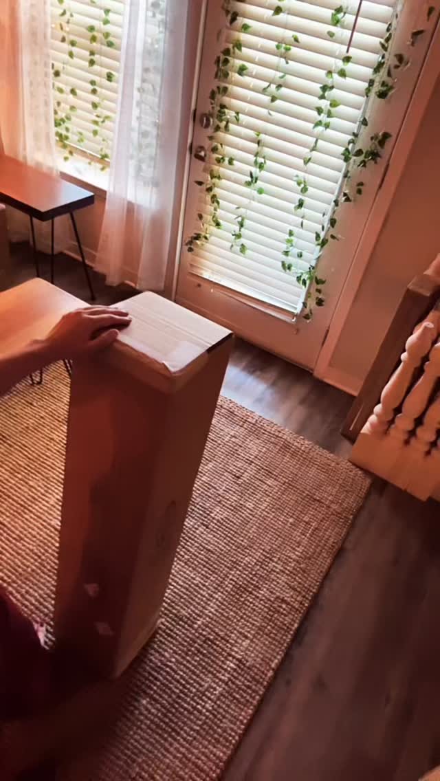 More legs from @osbornewood & @carolinalegco for upcoming orders - we love these suppliers they ship fast and the legs are always so gorgeous! Custom Tables & Islands made in Maryville, TN - Saw & Dust Woodworks 🪵 🛠️