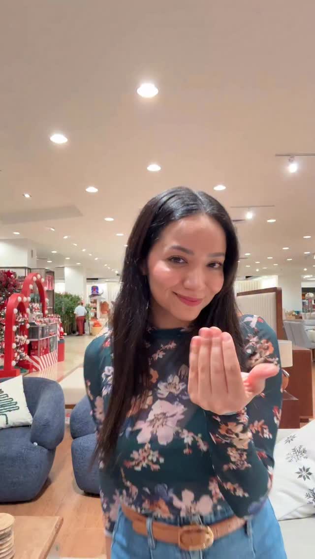 ¿Cuál de estos 3 es tu favorito? 🛋️
Me fui a @liverpool_mexico por que este finde hay Venta Nocturna con hasta 40% de descuento (3–5 oct).
Perfecto para renovar ese rincón que tienes pendiente 😉
#todoenliverpool