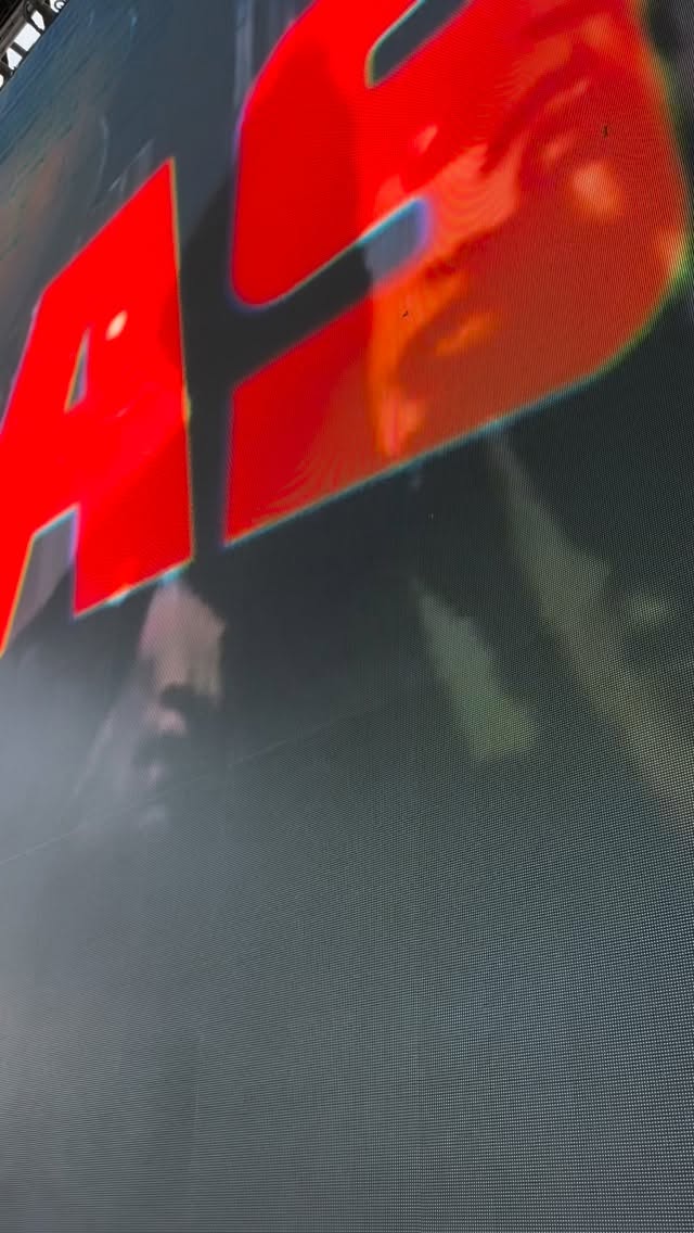 Tonight we hit the Great Stage at the Ektaa Diwali Festival. Sadubas brings tabla, electronics, and visuals on a scale we’ve never tried before—powered by #ableton and Videosync—to transform the amphitheater into a canvas of sound and light. The energy of this festival and the scale of the visuals are going to be unforgettable. Let’s disco!