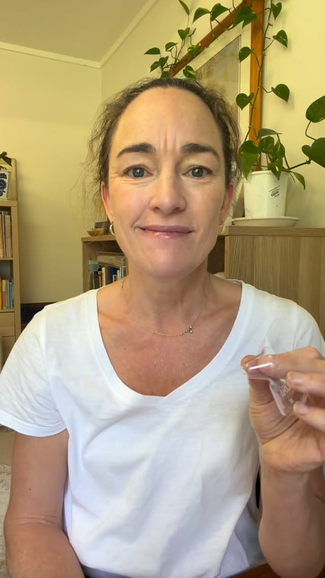 The ins and outs of nipple shields. Not something we want to use if we don’t have to, but can be an effective short term tool in the right circumstances. #IBCLC #nippleshield #breastfeedingcommunity #northernbeachesmums #sydneymums #breastfeeding #lactationconsultant #lactationeducation