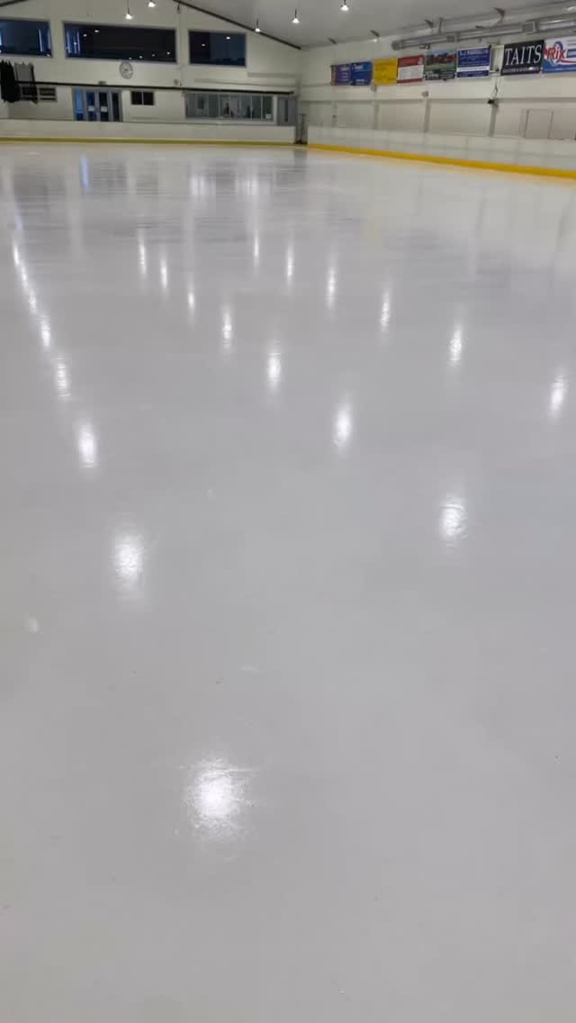 📢❄️ Border Ice Rink – Ice Season is Back! ❄️📢
We’re excited to announce that our new ice season begins Monday 6th October! 🧊✨
Here’s what’s on:
🥌 Curling – Weekdays + Saturday mornings
🏒 Ice Hockey – Saturday afternoons & evenings with Kelso Rams training for Juniors & Seniors
⛸️ Ice Skating Sundays – Lessons first, followed by Public Skating sessions.
👉 Remember: Book online in advance, especially if you need to hire skates!
Come join us for a fantastic season on the ice – we can’t wait to see you back at the rink!
#BorderIceRink #ScottishCurling #Curling #IceHockey #KelsoRams #IceSkating