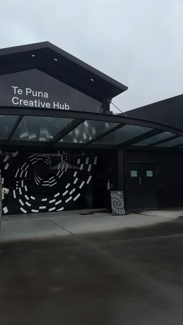 Life @ Crescendo on film šļø
.
.
.
#film #polaroid #crescendoNZ #instaxmini #fujifilm