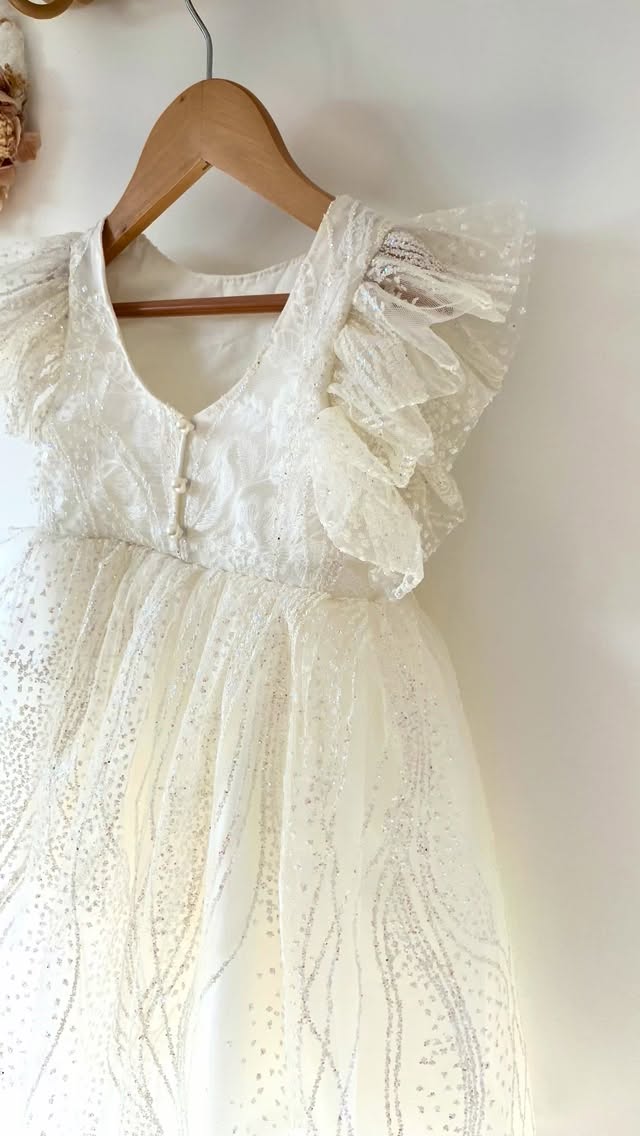 ✨LA BONNE NOUVELLE✨
J’ai l’immense joie de vous annoncer que je participe à la 5eme édition du @salonducreateur!
L’événement aura lieu le 28/29 et 30 Novembre prochain à Lille au @garage_les_lillois .
3 ans après ma première participation me revoilà 💃
Tellement hâte de revivre cette expérience, de vous rencontrer et de partager de merveilleux moments.
Un grand MERCI à Lucie @babyatoutprix et Justine @justineflt_ ❤️
M-2 alors je ne vais clairement pas chômer 🔥
#salonducreateur #salondecreateurs #lille #créatrice #amazing #creatricebebe #event #goodjob