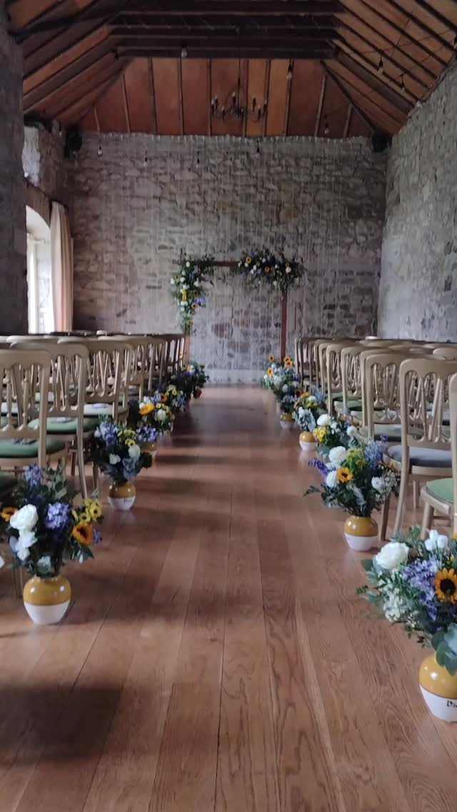Beautiful combination of sunflowers and delphiniums for a Van Gogh inspired wedding @kirknewton_house_stables #weddingflowersedinburgh #weddingfloristedinburgh #thestockbridgeflowercompany #delphiniumlove #scottishautunmalwedding #autumnwedfibg #rusticweddingarch #sunflowerweddingarch #kirknewtonstableswedding