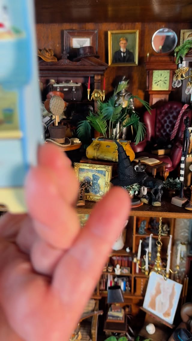 Hand painted toy chest in 1:12 scale by HEMY EPPICH (2003) is lot #54 in my Fancy & Fabulous estate auction happening now on eBay. Link in bio to shop, bidding ends Sunday at 7pm ET. #swoon