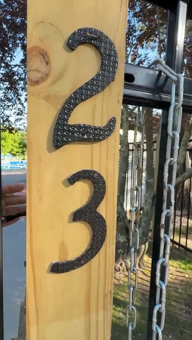 Winter has its chill, but fall… fall has the magic. ☀️✨ Bonfires, barefoot mornings, and Cape Cod sunsets that stay with you forever.
#YarmouthCountryCabins #FallOnCapeCod #CabinMagic