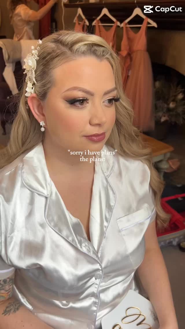 G L A M ✨
#bridalhair #weddingmakeup #bridalmakeup #weddingmakeup #bridalmakeupartist