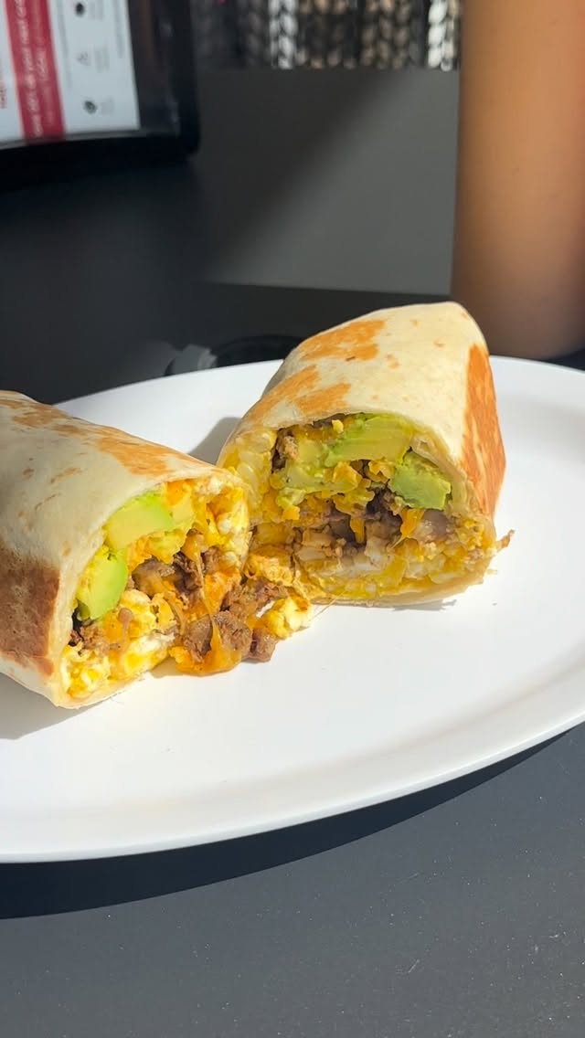 Open Sunday from 11am-4pm! Grab yourself a breakfast 🌯