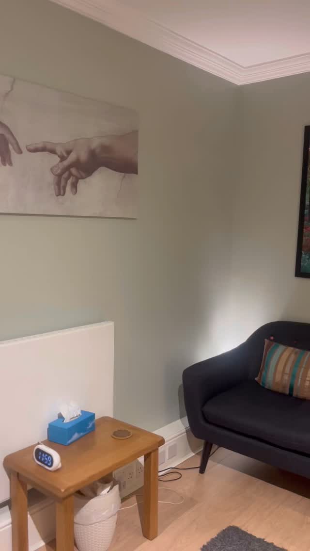 It’s been a moment! 🍂
#therapy #therapybuckhursthill #therapywoodford #counselling #therapyholborn #mentalhealthawareness #seasonalaffectivedisorder