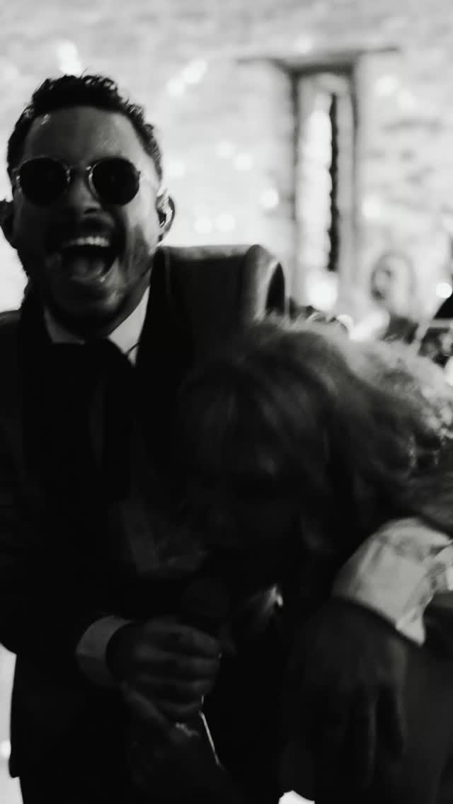 ‼️ WARNING ‼️ WILL CAUSE DANCE FLOOR ADDICTION! Always read the BIG print! Haven’t you heard? There ain’t no party like a Tux Fizz party 🤘
Huge thank you to the fabulous @marcussladefilms for the epic footage 🕺💃🪩
#Tuxfizz #ukweddingband #barnwedding #cotswoldwedding #weddingmusic #firstdance #firstdanceinspo #ukweddingplanning #weddinginspo #weddingcover #romanticweddingmusic #firstdancesong #firstdanceroutine #weddingband #functionband  #weddingsinger #twia #bridalgown #weddingsdress #weddingdancefloor #weddingdances #weddingdancechoreography 
@pristonmill 
@hollybooevents 
@ryangooldphotography 
@loualice27