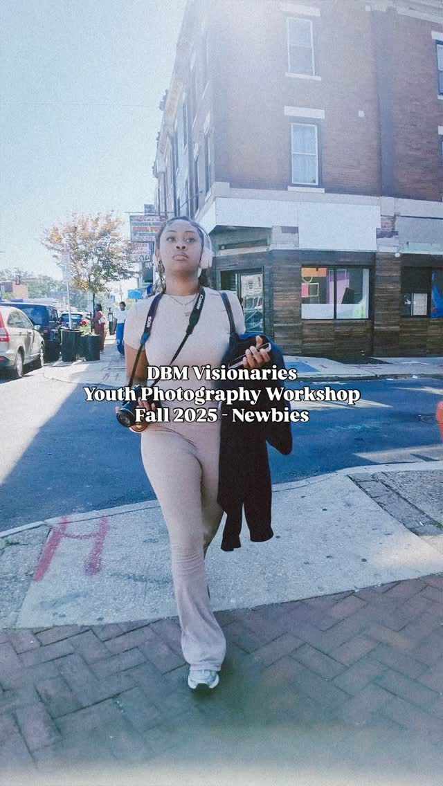 ✨🍁📷 We’re excited that we kicked off our Fall Youth Photography Workshop and warmly welcomed all our Newbie students! 🎉✨
🌟 On our first day, we dived into the history of cameras and getting hands-on with the operation of digital cameras. To put our learning into practice, we took a mini photo walk within the neighborhood, capturing the beauty and stories that surround us! 🌆
🌟 We’re also proud to announce our Alum @purelysaniphotography as our Student Assistant for our Newbie cohort! He’s been with us since last summer & attended 4 consecutive cohorts prior to this opportunity. He’s such a people person & can relate to our students as a former newbie. Please follow him to support his photography journey! 📸
🌟 We can’t wait to see the creativity and enthusiasm our new photographers bring to the workshop. Stay tuned for more updates on their journey! 🙌🏾💫
- - - -
🌟 Do you have a preteen/teen interested in photography? Sign them up for our Youth Photography Workshops! With our continuous partnership with @urbanartgallery, we’ve been able to provide free youth photography classes for the past 2+ years! 🎉🌟
💻 Subscribe to our newsletter to learn about future workshops (Link in Bio)! 🌎
•
•
•
#DBMVisionaries #UrbanArtGallery #YouthPhotographyWorkshop #Aperture #ExposureTriangle #WelcomeBack #PhotographyJourney #CreativeKids #CaptureTheMoment #PhillyPhotographers #YouthPhotographers #AspiringPhotographers