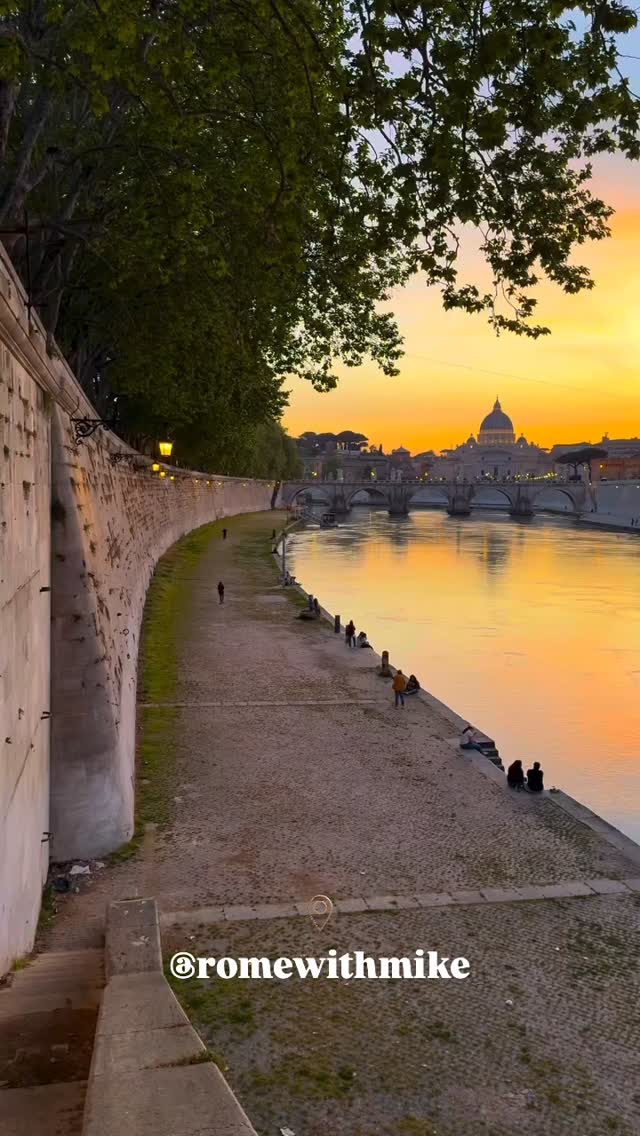 Autumn’s lights in Rome.
#romewithmike #italy #rome #tourismitaly #ancientrome #italy🇮🇹