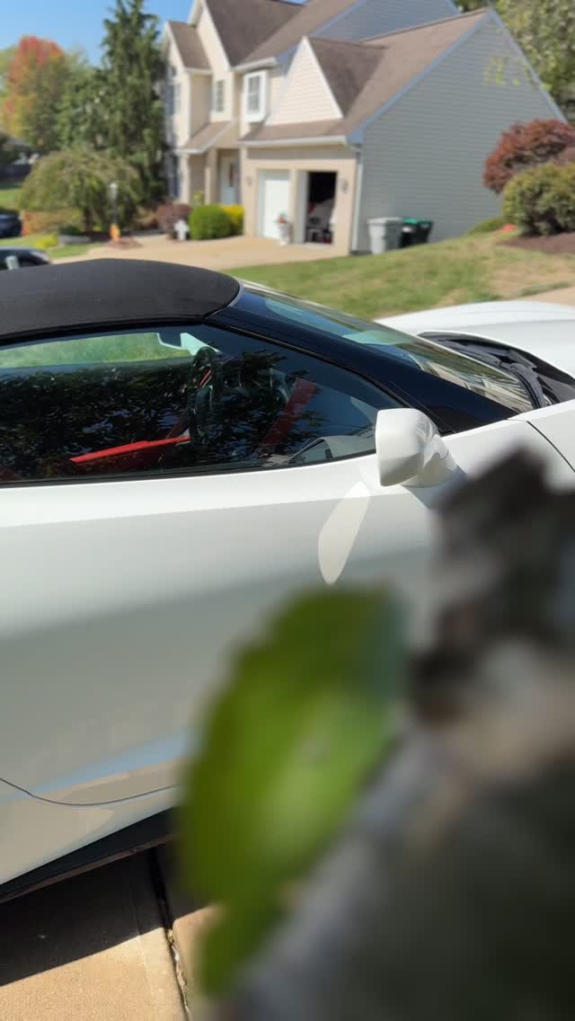 Pure art🤌🏽💎
•
Book with us today!
Links in bio🫵🏼
•
#corvette #ironcitydetailing #mobiledetailing #chevy #stingray #stingraycorvette #professional #detailing #autodetailing #ceramic #shinesupply #staypassionate #carcleaning