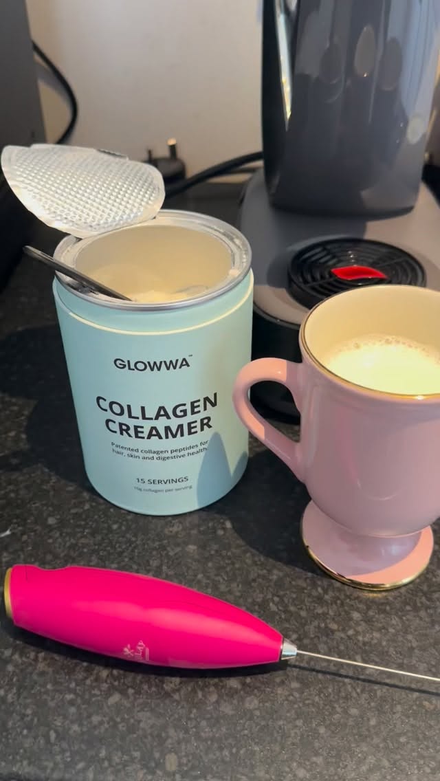 Give me that Glow! ✨✨✨
This is how I’m taking my collagen
Milk Cadbury’s hot chocolate and Glowa collagen creamer
How will you take yours ?
#glowwacollagencoffee #glowwa #glowwacollagen #glowwasalon #hotchocolate