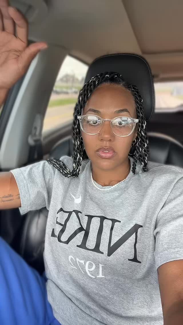 Do you know someone who needs to be at Her Intention 2.0 but can’t financially swing it this year? I have a couple of beautiful friends that want to buy your ticket! All you gotta do is message me tell me which event you want to attend (AM or PM) and we’ll take care of you! Make sure no matter what, you come dance at the after party! #denverevents #wellnessevent #emotionexperience 🎟️www.emotionfitness.net