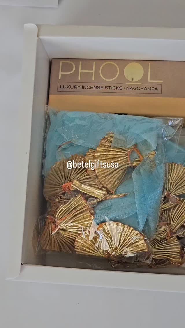 Diwali Gift Hampers!
Gift something unique and special instead those gift cards this Diwali🪔
#returngifts #weddingfavors