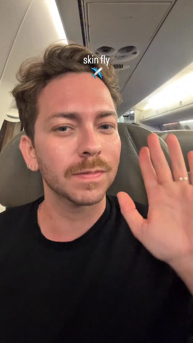 Você é do time que ama skincare no avião? Eu amo haha