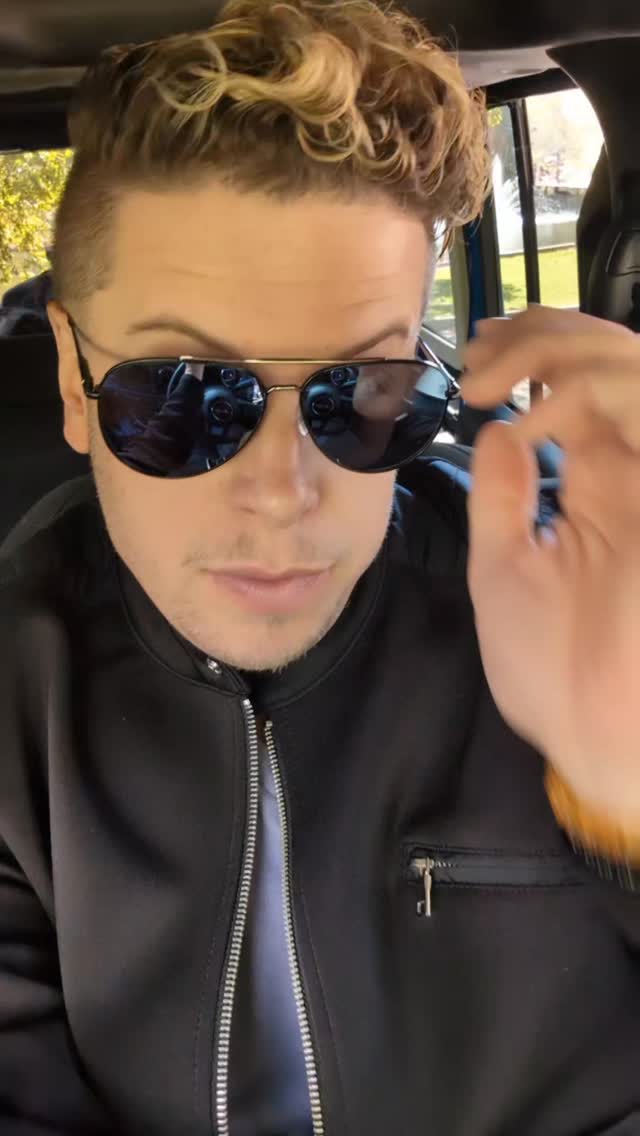 Terror of authenticity. Why I do what I do and have to keep going. #coach #marketing #truetoyou #authenticity #businessempowerment #business #zakunscripted