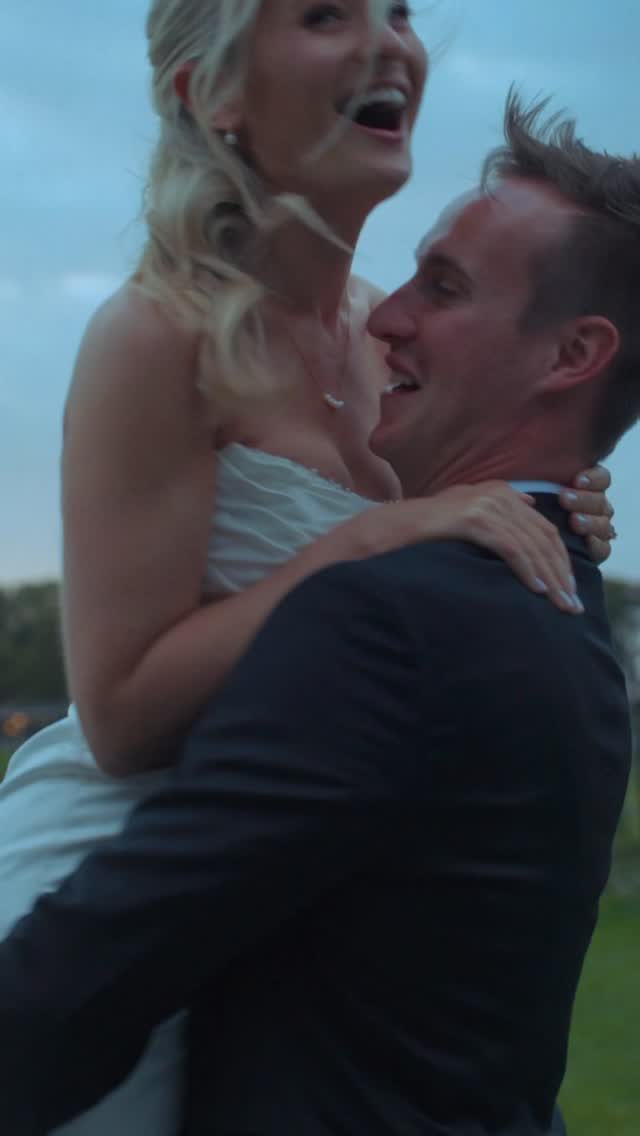 Alice ❤️ Finn
@arudland95 & @finnlar
@balcombe.place
@charlotteweaverphotography
@bighair.energy
@louisemcintosh_makeupartist
#balcombeplace