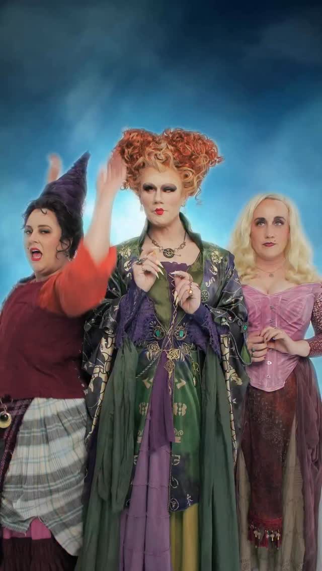 1 vacuum straight to Hell, please! 🖤🔥
🎟️ Grsb your 10th Anniversary Tickets at SpellOnYouNYC.com
#IPASOY10 #The10thAnniversary #HocusPocus #TheSandersonSisters #WinifredSanderson #Halloween #Jet2Holiday
