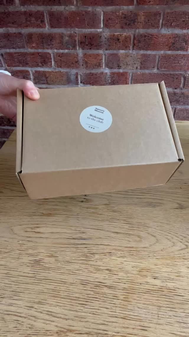 Looking for a perfect sleep gift?
Look no further with our magnesium body oil spray and silk eye mask
The perfect combination for anyone needing some help in the sleep department
Baby shower, new mum, Christmas, secret Santa birthday, so many ways to give someone the gift of sleep
catch on our website now