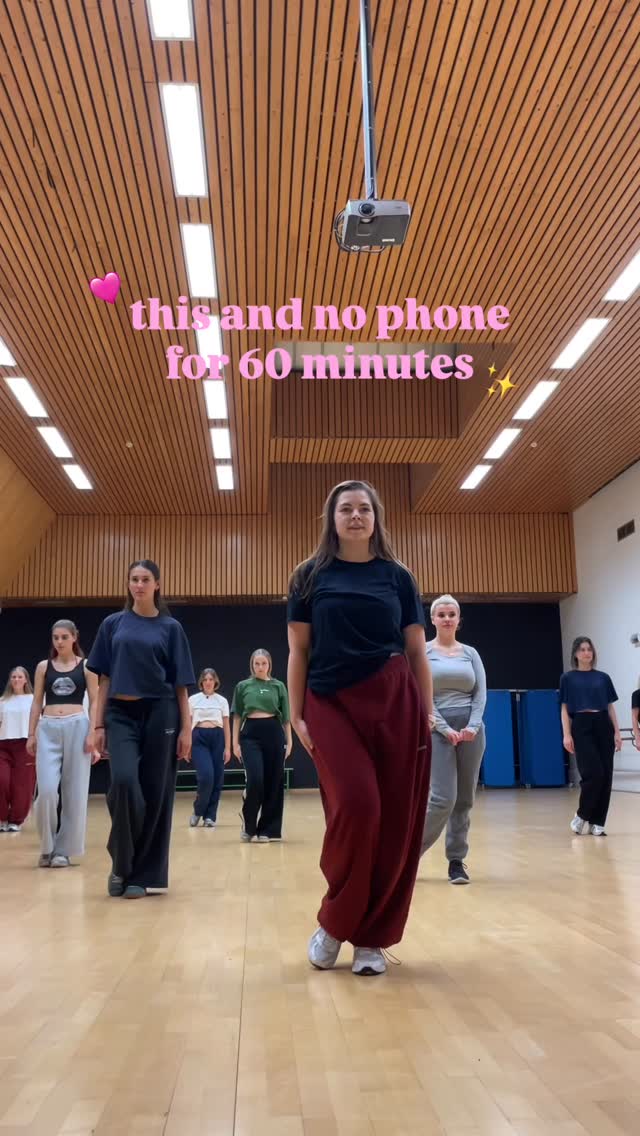 “Your screen time just dropped by 60 minutes.” You’re welcome. 😉🪩