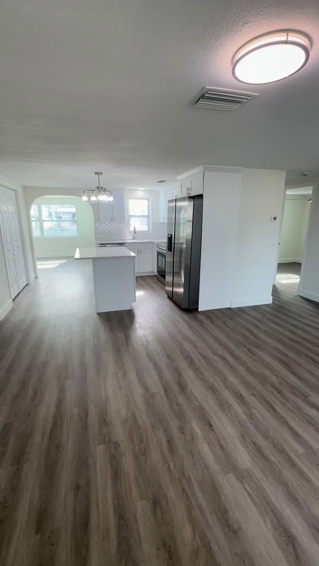Investor flips are all about smart design and strong execution. Here’s a look inside one of our recent renovation projects — built to boost ROI and buyer appeal.”