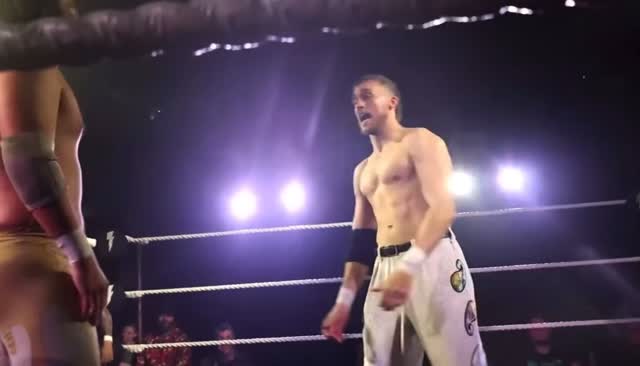 Who survived the nipple off between @jimmytownsendpw and @derek_diggler69