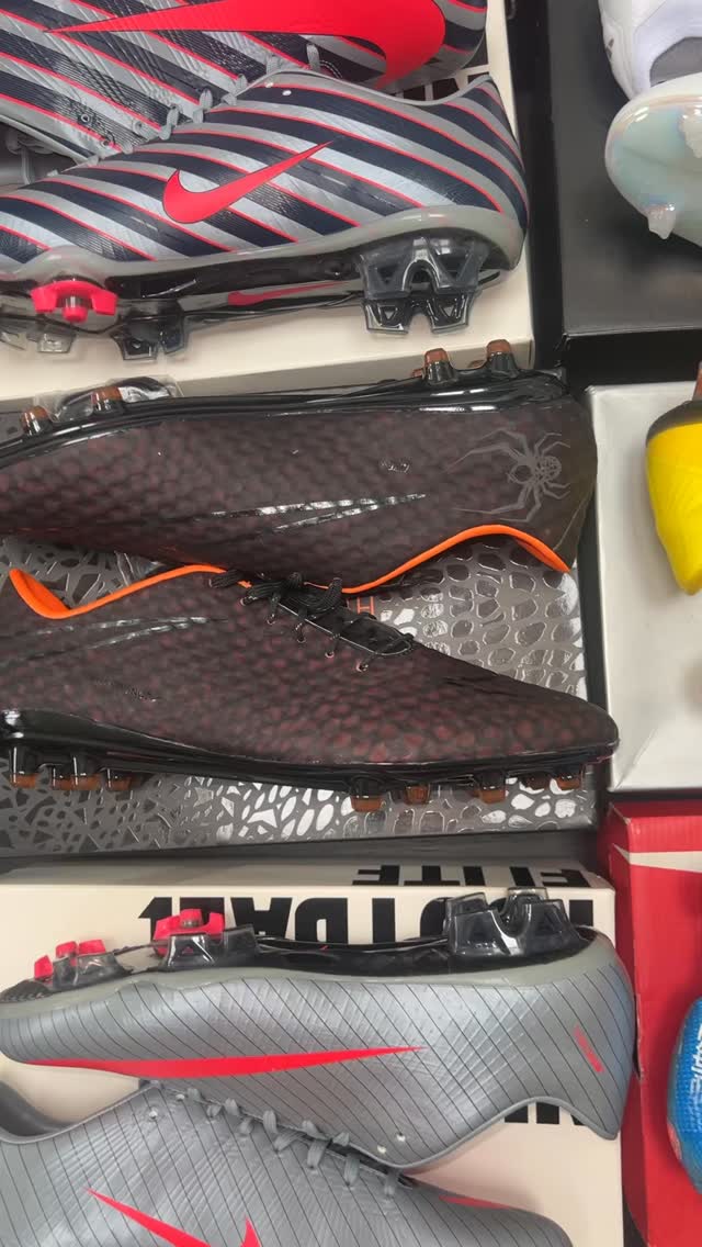 It’s boot time 🔥 #superfly #nikefootball #rareboots