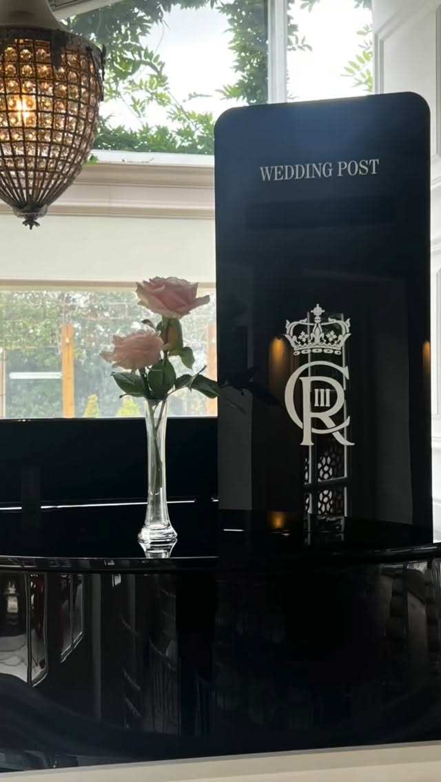 Fresh stock alert! Our stylish black and white acrylic post box with key has landed and ready to hire #essexweddingsupplier #essexweddingflorist #essexweddingflowers #bridestobeinessex #essexweddingdecor #designerflowersessex #