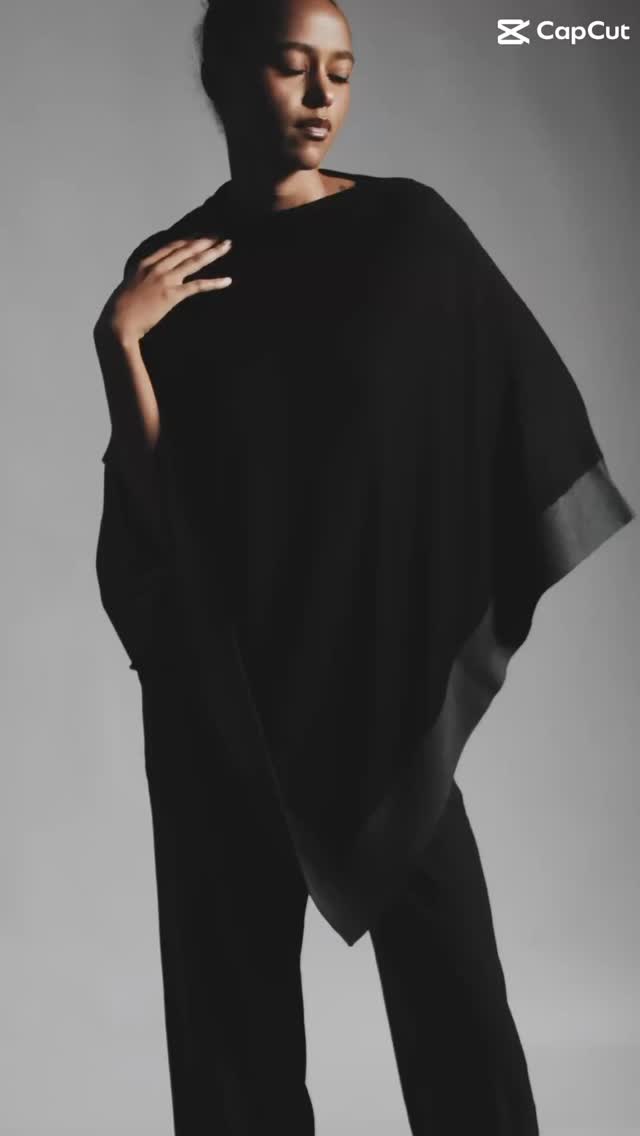 ▪️CASHMERE & SILK▪️#poncho #cashmeresilk #luxuryfashion #fineclothing #cashmere #madeinitaly🇮🇹 #availablenow‼️ #lux4living