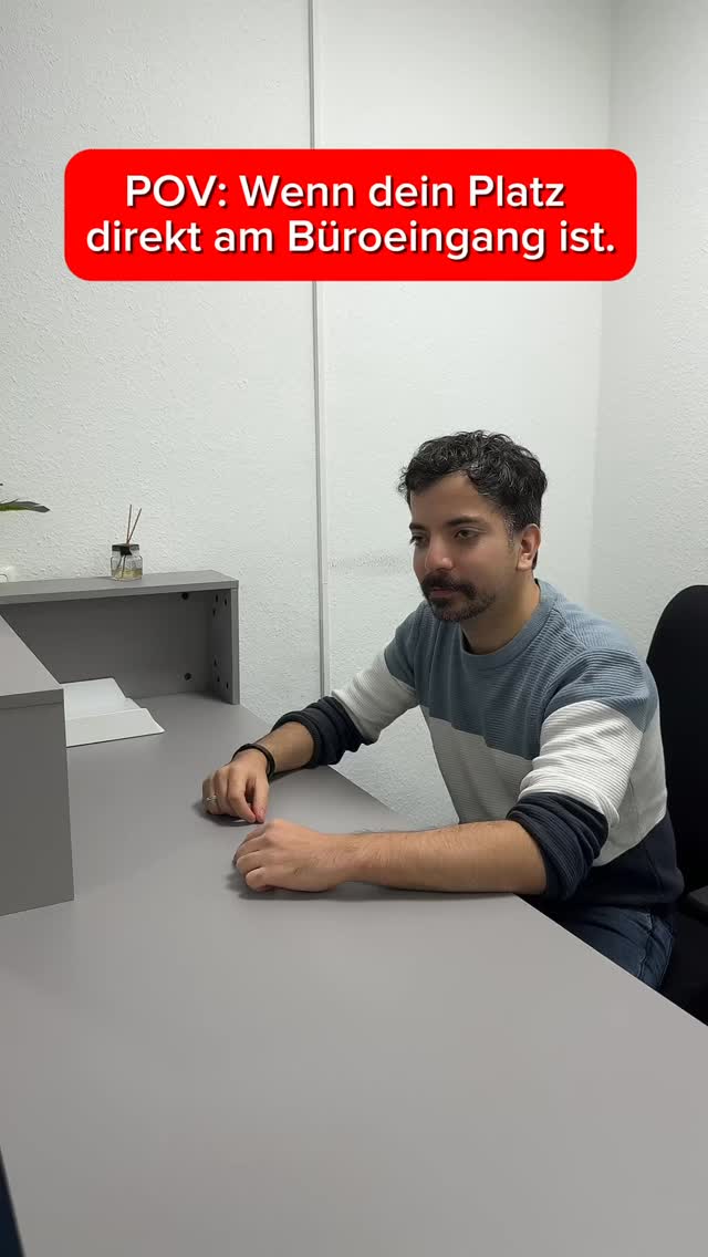 Dieser Blick, wenn du schon 27x „Morgen“ gesagt hast und es erst 8:15 ist 😅
#büroleben #reallife #arbeitstag #kaffeezuerst